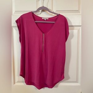 Green envelope ladies zip front blouse, gently worn